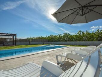 Holiday Home Stipe