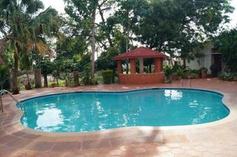 Hotel Badami Court