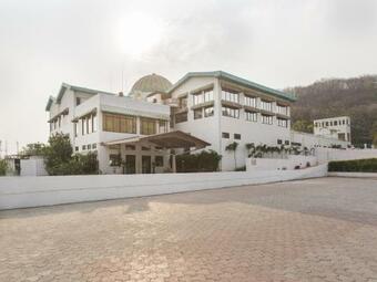 Hotel Fabescape Emerald Resort