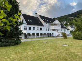 T�rvis Hotell
