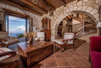 Villa Armos