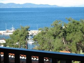 Leandros Hotel