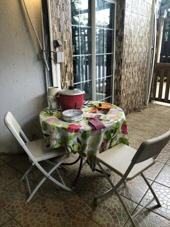 Apartamento Studio In Saint Pierre With Enclosed Garden And Wifi 20 Km From The Beach