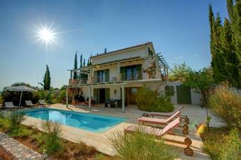 Villa Ideales Resort