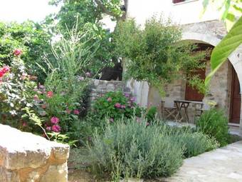 Villa Sarris House