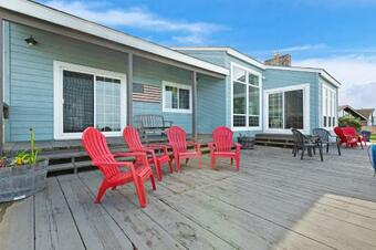Sea Dream And Sand Dollar Suite