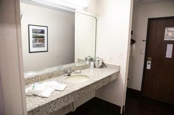 Hotel Hatfield Inn