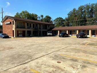 Motel Embers Inn