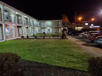 Hotel Elk Inn Motel