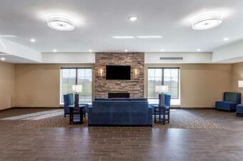 Hotel Comfort Inn & Suites