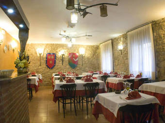 Aparthotel Fonda Bohemia Riuot