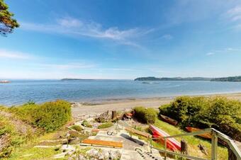 Port Ludlow Beach Cottage