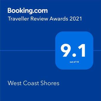 Hostal West Coast Shores
