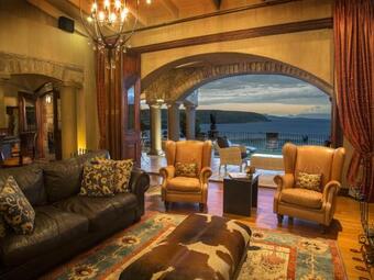 Wild Horses Lodge