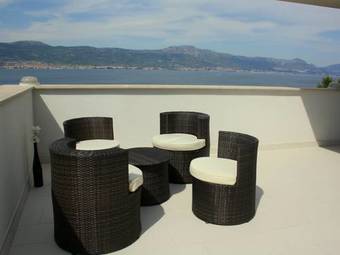 Apartment Slatine 8