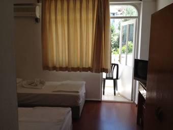 Flash Hotel