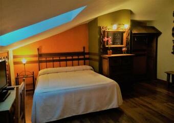 Hostal La Cerca