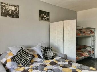 Apartamento Estudio Reformado Con Wifi, Terraza Y Piscina ''internacional'' 125a - Inmo22