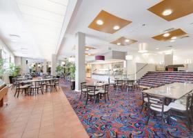Quality Hotel Woden