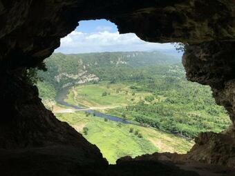 Soberana Del Mar Beachfront Family Modern Villa