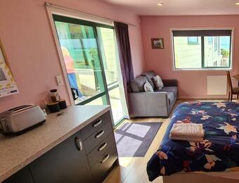 Hostal Bates' Beach