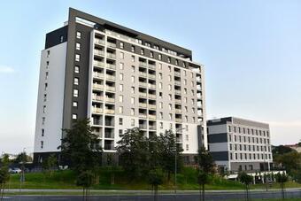 Vip Apartament Number 9
