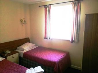Three Saints Hotel