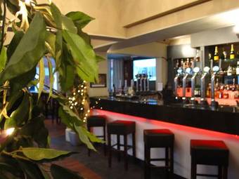 Hostal Qudos