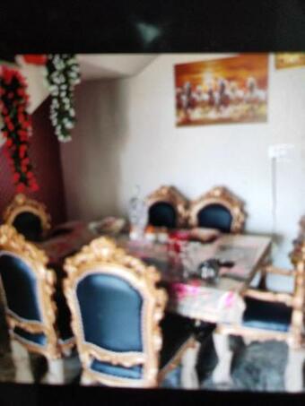Royal Home' Stay