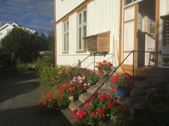 Apartamento Ferieleilighet P� Trom�y, Arendal