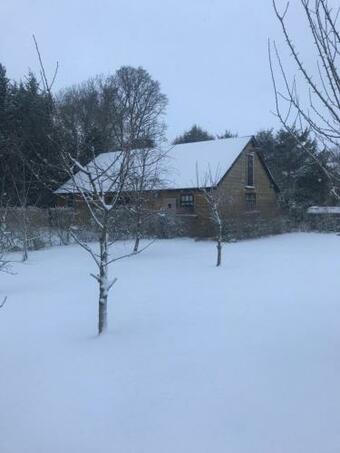 Lodge Log Cabin
