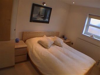 Earle House Serviced Apartments