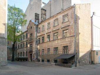 Charming Riga Old Town Apartment