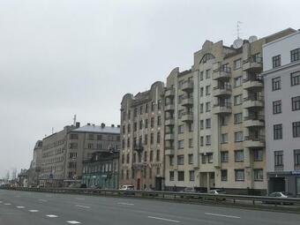 Riverside Promenade Apartment M