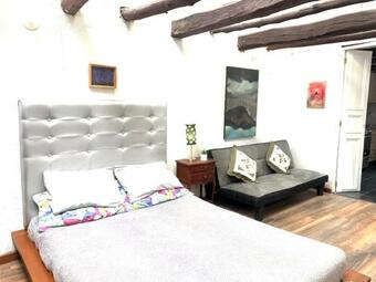 La Candelaria Private Apartment In Historic Downtown Of Bogota