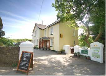Hotel Castlemead