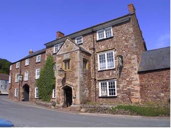 Hotel Luttrell Arms