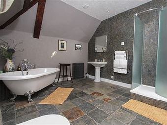 Hostal Durn House