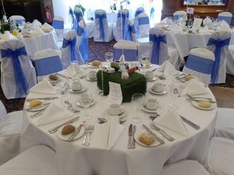 Potters Heron Hotel