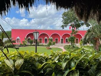 Hotel Hacienda Mar�a Elena