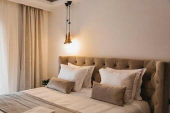 Hostal The Berg's 2