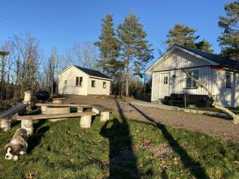 Nice Holiday House Close To Lake In Odeshog Granna