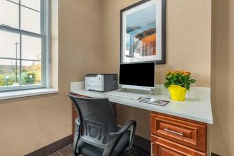 Hotel Comfort Inn