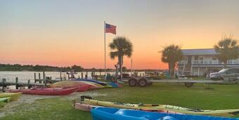 Motel Waterway Inn
