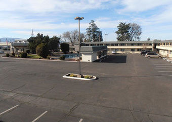 Hotel Medford Inn
