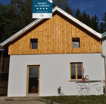 G�te Du Fourp�ret-parc Naturel Du Haut-jura
