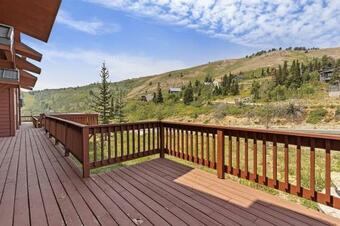 Fully Remodeled Condo At Powder Mountain