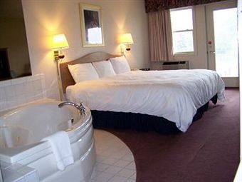Motel Fleetwood Inn Suites
