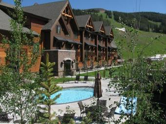 Hotel Village Center