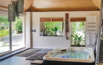 Cr�moren Cottages
